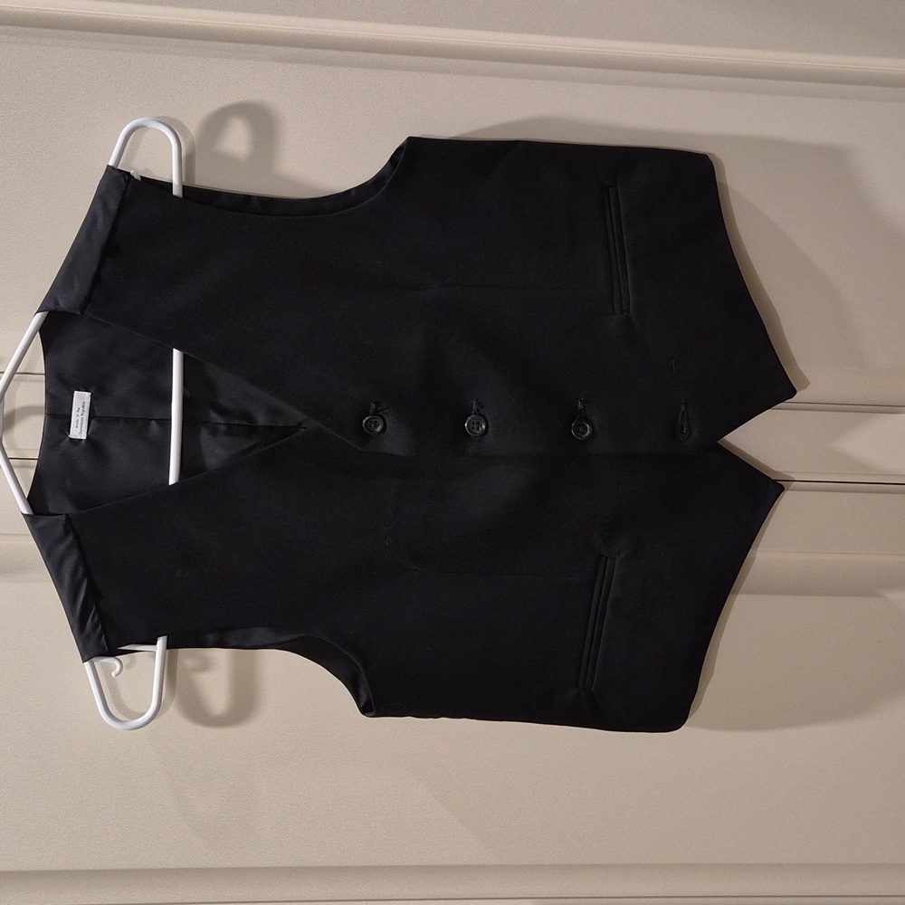 Calvin Klein - Boy's black vest